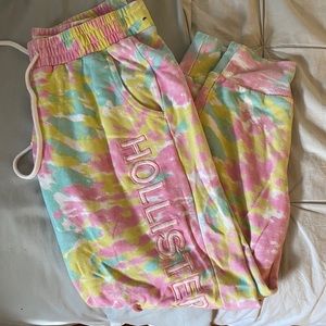 Hollister sweatpants!!